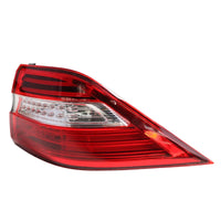 LED Taillight Mercedes ML W166 ML350 ML550 2012-2015 - fitting detail - Becquet Voiture