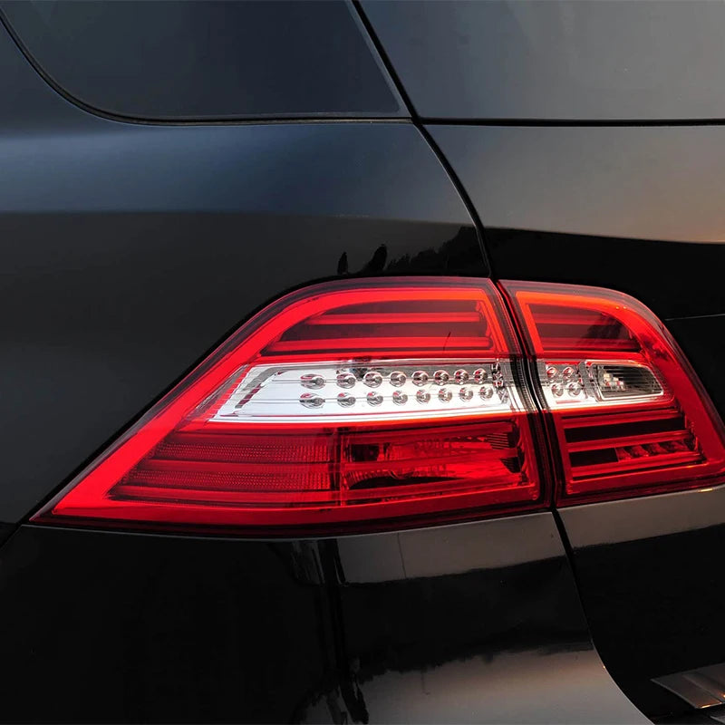 LED Taillight Mercedes ML W166 ML350 ML550 2012-2015 - studio packshot - Becquet Voiture