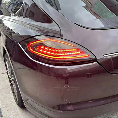 Feu Arrière Porsche Panamera 970 GTS Clignotant Séquentiel - packshot studio - Becquet Voiture