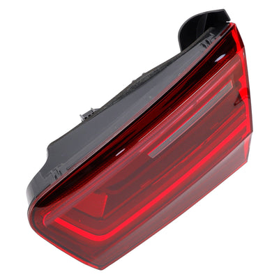 Feu Droit Intérieur Audi A6 4G C7 2015-2018 4G5945093E - détail du montage - Becquet Voiture