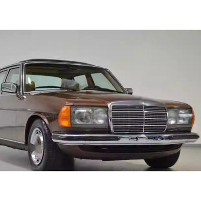 Feu Latéral Clignotant Mercedes Classe E W123 Look Classique - installé sur véhicule - Becquet Voiture