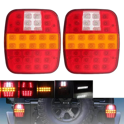 Feu LED Multifonction Plaque Immatriculation 12V 24V Remorque - installé sur véhicule - Becquet Voiture