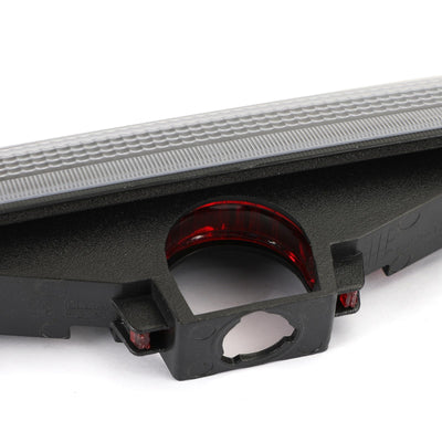 Feu Stop Arrière Blanc LR036355 LR014462 Land Rover Freelander LR2 - vue de profil 2 - Becquet Voiture