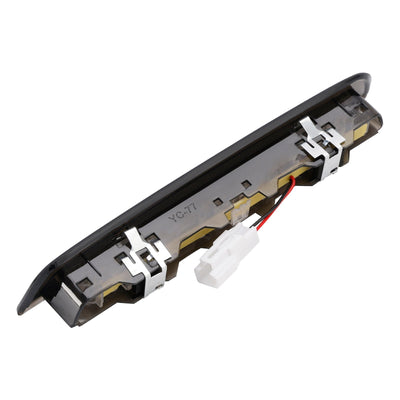 Feu Stop Arrière Haut Niveau LED pour Toyota Yaris MK3 2012-2020 (réf. 2) - vue rapprochée - Becquet Voiture