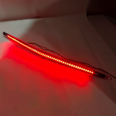 Feu Stop Arrière LED Blanc Cadillac DTS 2006-2011 - vue rapprochée - Becquet Voiture