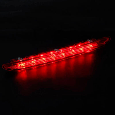 Feu Stop Arrière LED Haut de Gamme Seat Leon 5F 2011-2016 Lentille Noire - en situation - Becquet Voiture