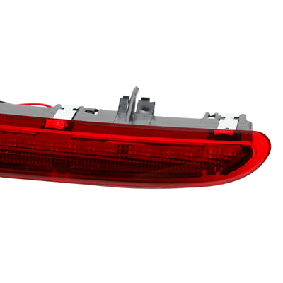 Feu Stop Arrière LED Haut Niveau Vauxhall Astra J 2009-2016 13372164 - détail du montage - Becquet Voiture