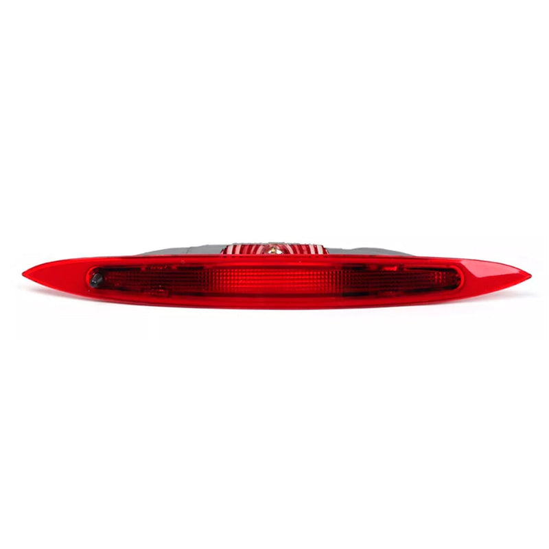 Feu Stop Arrière LED Renault Modus 2004-2012 8200219415 - packshot studio - Becquet Voiture