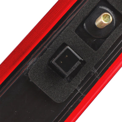 Feu Stop Arrière LED Rouge Cadillac DTS 2006-2011 - en situation - Becquet Voiture