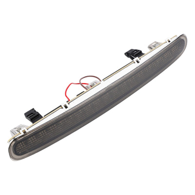 Feu Stop Arrière LED Surélevé VW Beetle 2012-2019 Noir 5C5945097B - vue de trois-quarts - Becquet Voiture