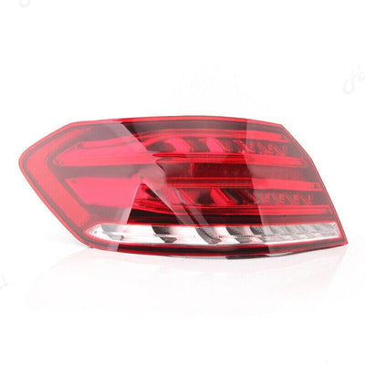 Feu Stop Arrière Mercedes Classe E W212 2014-2015 OEM - en situation - Becquet Voiture