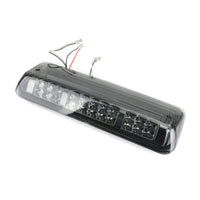 Feu Stop Arrière Noir Surélevé LED Ford Explorer Sport Trac - vue de trois-quarts - Becquet Voiture