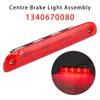 Feu Stop Arrière Rouge 1340670080 Peugeot Boxer 2006-2024 - vue de profil - Becquet Voiture