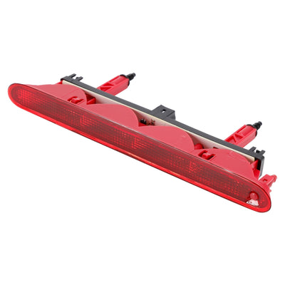 Feu Stop Arrière Surélevé 6350P5 pour Peugeot 307 2000-2008 - détail du montage - Becquet Voiture
