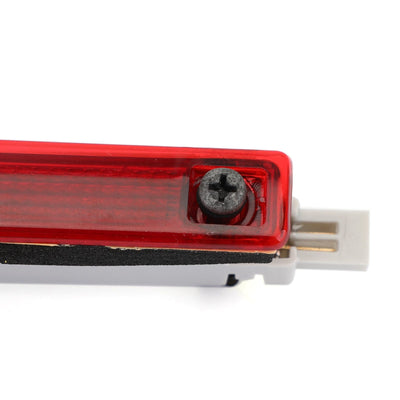Feu Stop Central Haut Niveau Pour Audi A6 Allroad Quattro 4B9945097A Rouge - installé sur véhicule - Becquet Voiture