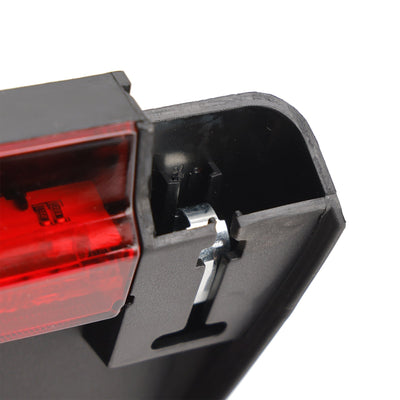 Feu Stop Central Surélevé 8WD945097 pour Audi A4 S4 B9 - vue arrière 2 - Becquet Voiture
