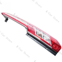 Feu Stop Clignotant Ford Transit 2013-2022 BK21-13404-AG - vue de profil - Becquet Voiture