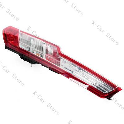 Feu Stop Clignotant Ford Transit 2013-2022 BK21-13404-AG - vue de trois-quarts - Becquet Voiture