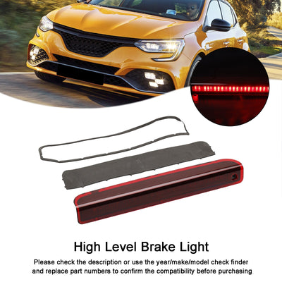 Feu Stop LED 3e Niveau Renault Mégane III 2008-2016 v2 - packshot studio - Becquet Voiture