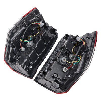 Feu Stop LED H11 Rouge Mitsubishi L200 Triton 2019-2023 - vue rapprochée - Becquet Voiture