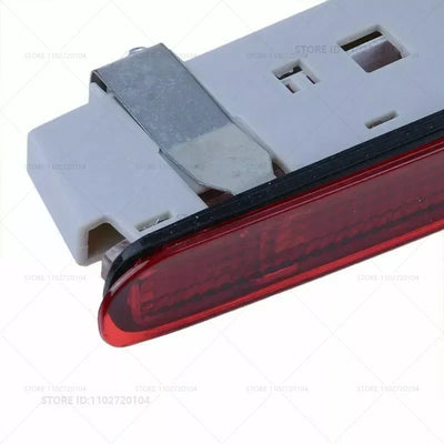 Feu Stop LED Mercedes Classe C W202 W203 AMG 2000-2007 - installé sur véhicule - Becquet Voiture