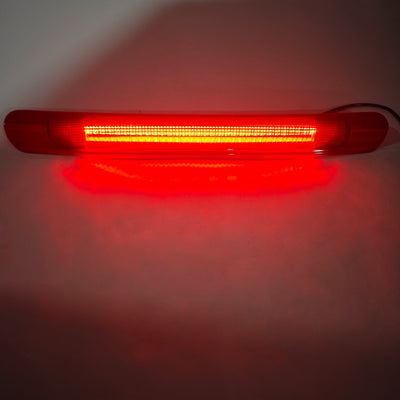Feu Stop LED Rouge Toyota Land Cruiser LX470 1998-2007 - packshot studio - Becquet Voiture