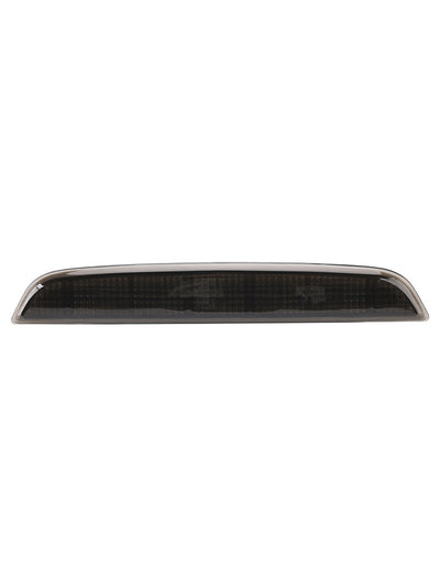 Feu Stop LED Surélevé Noir 8334A113 Mitsubishi Outlander 2013-2016 - packshot studio - Becquet Voiture
