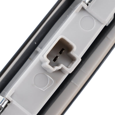 Feu Stop LED Surélevé Noir 8334A113 Mitsubishi Outlander 2013-2016 - vue de dessus - Becquet Voiture
