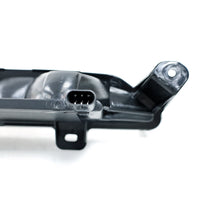 Feu Stop Pare-Chocs Ford Mustang Mach-E LJ8B15500BB - installé sur véhicule - Becquet Voiture