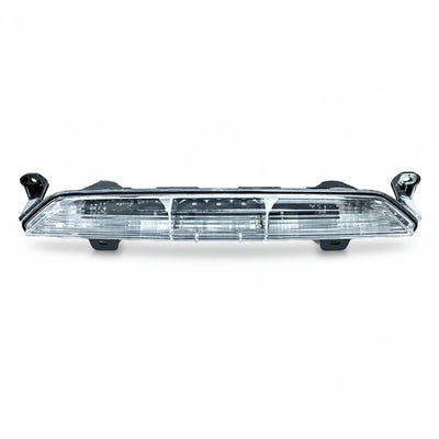 Feu Stop Pare-Chocs Ford Mustang Mach-E LJ8B15500BB - vue de face - Becquet Voiture