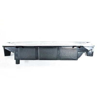 Feu Stop Pare-Chocs Ford Mustang Mach-E LJ8B15500BB - vue de trois-quarts - Becquet Voiture