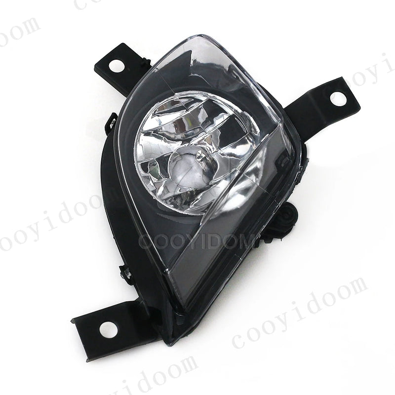 Fog Lights BMW E90 E91 328i 335i 2009-2011 - three-quarter view - Becquet Voiture