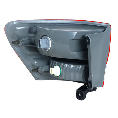 Feux Arrière Jeep Grand Cherokee 2011-2013 - vue de trois-quarts - Becquet Voiture