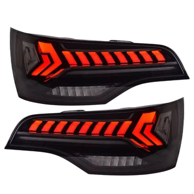 Feux Arriere LED Audi Q7 4L Noir Rouge Fonce - vue de face - Becquet Voiture