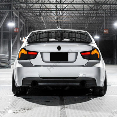 Feux Arrière LED BMW E90 Série 3 Berline 2009-2012 - vue arrière - Becquet Voiture
