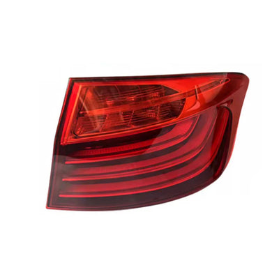 Feux Arrière LED BMW Série 5 F10 F18 2014-2017 - détail du montage - Becquet Voiture