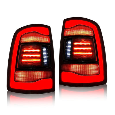 Feux Arrière LED Dodge RAM 1500 2500 2009-2018 - vue rapprochée - Becquet Voiture
