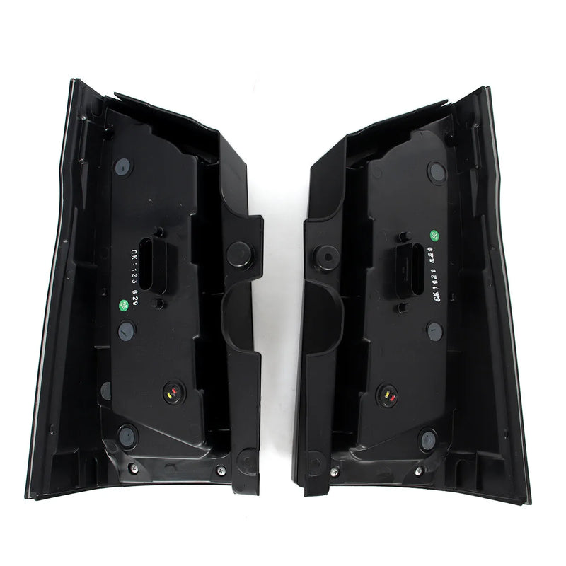 Feux Arrière LED Dynamiques Mercedes Vito Metris W447 2015-2022 - installé sur véhicule - Becquet Voiture