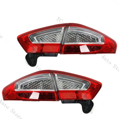 Feux Arrière LED Ford Mondeo 2011-2012 - vue de face - Becquet Voiture