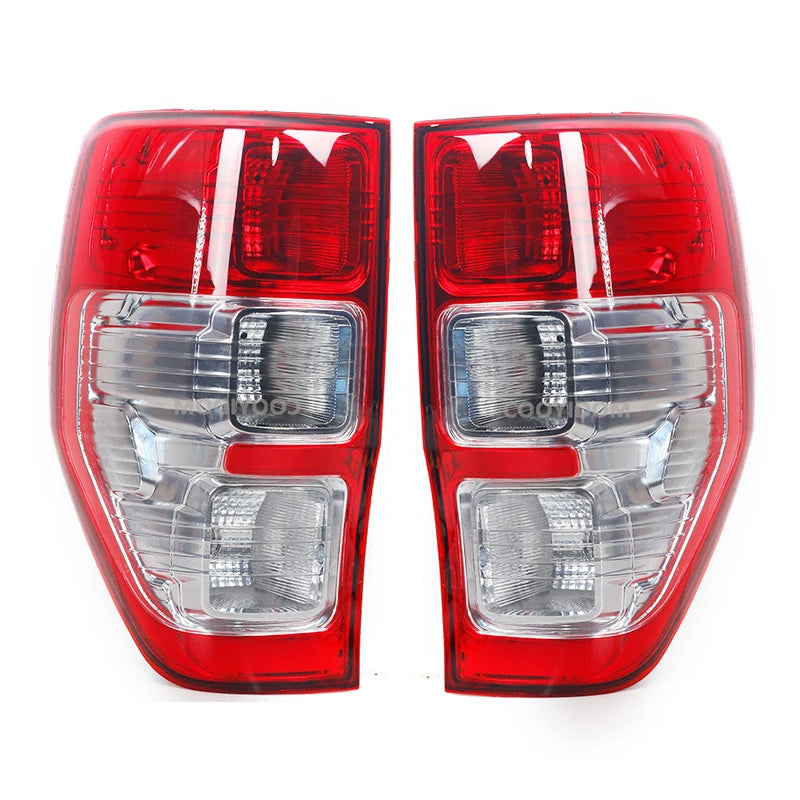 Feux Arrière LED Fumé Ford Ranger PX T6 2011-2018 - vue arrière - Becquet Voiture