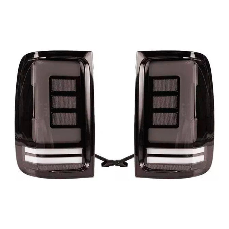 Feux Arrière LED Fumé VW Amarok V6 2009-2019 - vue de trois-quarts 2 - Becquet Voiture