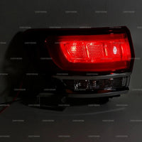 Feux Arrière LED Jeep Grand Cherokee 2011-2016 - packshot studio - Becquet Voiture
