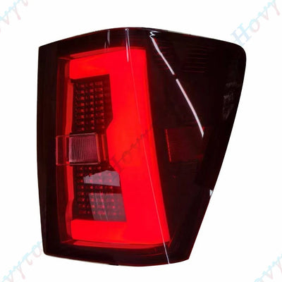 Feux Arrière LED Jeep Grand Cherokee WK SRT8 - installé sur véhicule - Becquet Voiture