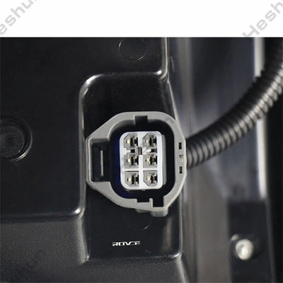 Feux Arriere LED Land Rover Discovery 3 4 LR3 LR4 - packshot studio - Becquet Voiture
