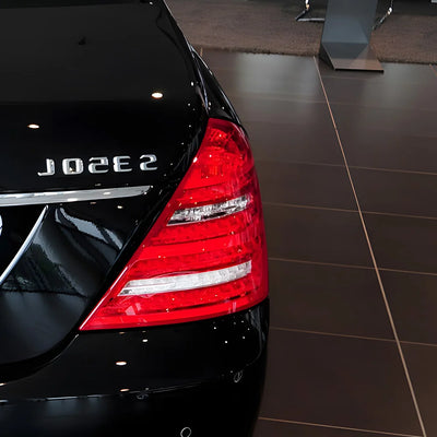 Feux Arrière LED Mercedes Classe S W221 Style Dynamique - packshot studio - Becquet Voiture