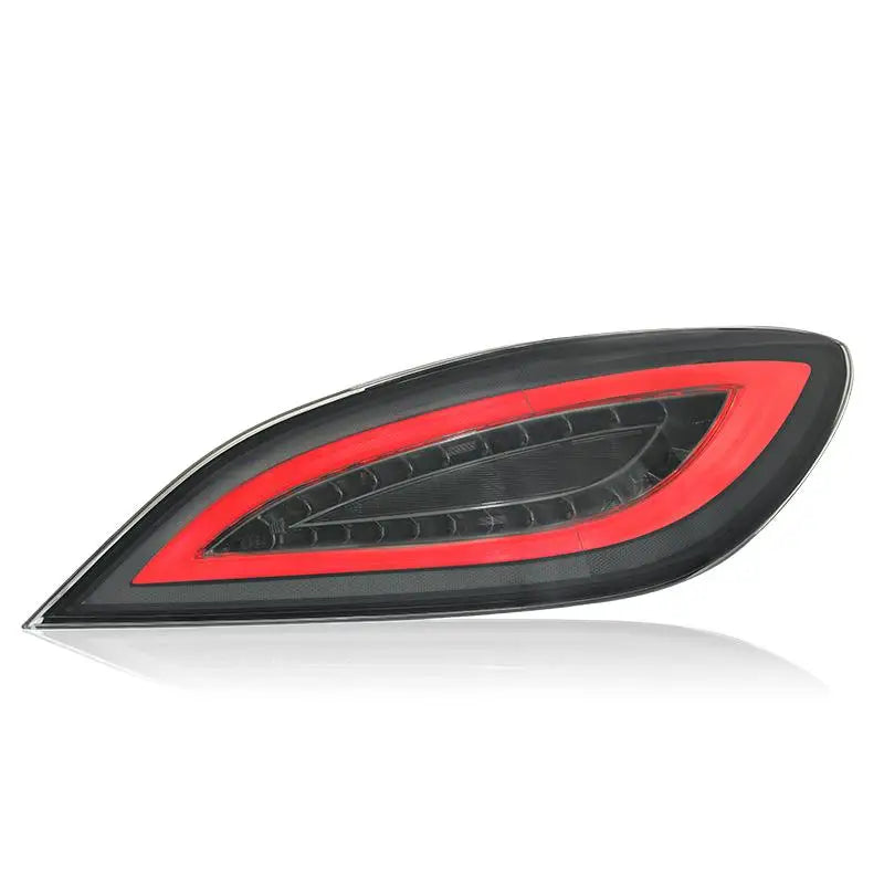 Feux Arrière LED Mercedes CLS W218 Look Performance - vue de trois-quarts - Becquet Voiture