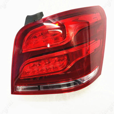 Feux Arrière LED Mercedes GLK X204 2013-2015 Look AMG - vue rapprochée - Becquet Voiture