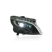 Feux Arrière LED Mercedes Vito W447 2016-2024 - vue de trois-quarts - Becquet Voiture