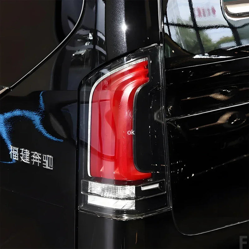 Feux Arrière LED Mercedes Vito W447 Premium Dynamique - packshot studio - Becquet Voiture