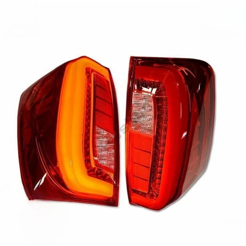Feux Arrière LED Nissan Navara NP300 D23 2015-2021 - détail du montage - Becquet Voiture